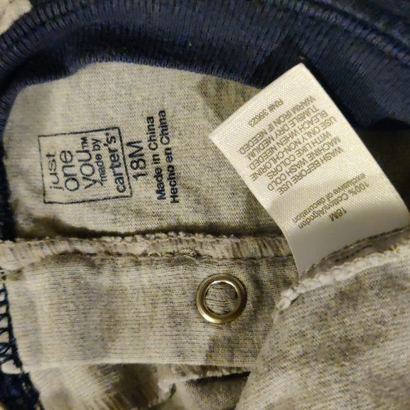 Bundle of 5 Carter's 18-month long sleeves bodysuit.  Sleep and Play. - Picture 9 of 11